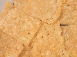 Hausgemachte Käsecracker aus Demeter-Zutaten